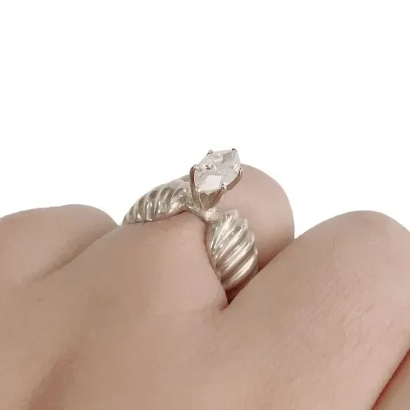 925 MARQUISE CUT STERLING SILVER RIBBED RING SZ 7